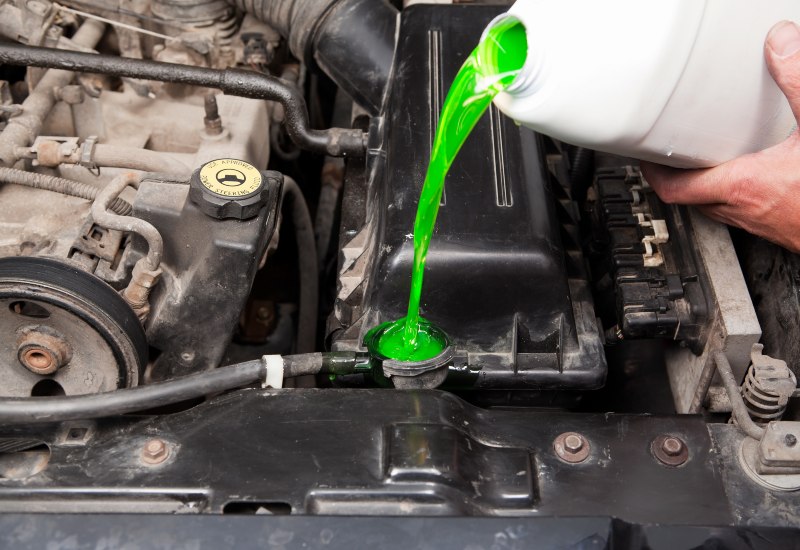 Filling a Car Radiator with Antifreeze in Texas & Arkansas